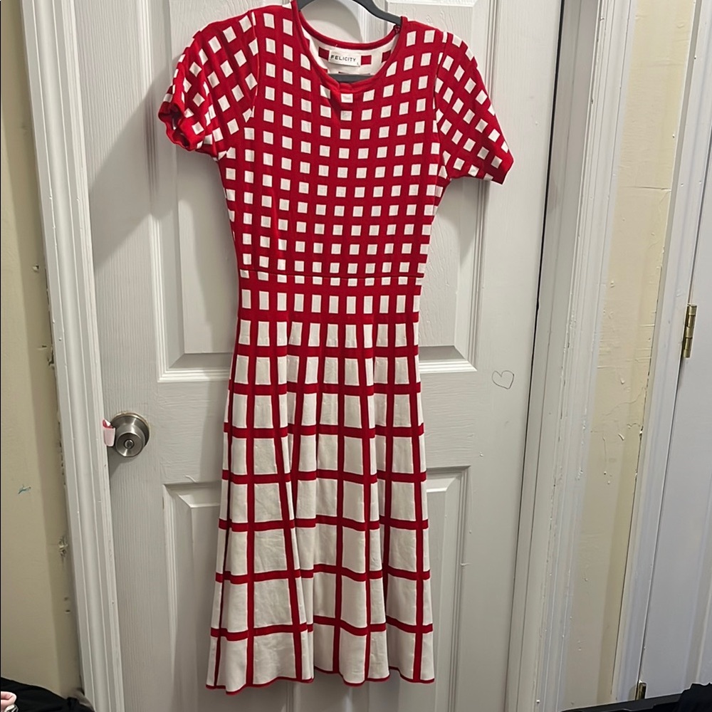 Red and White Casual Midi Dress with Puff Sleeves